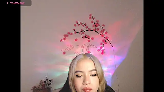 Snapshot of sweet_molly420 chatting on 06-01-26, 08:10 sweet molly420 online show from 06-01-26, 08:10