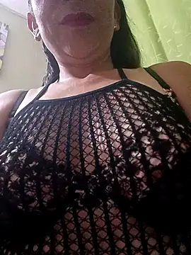 Lucia Rios online show from 04-16-26, 11:51