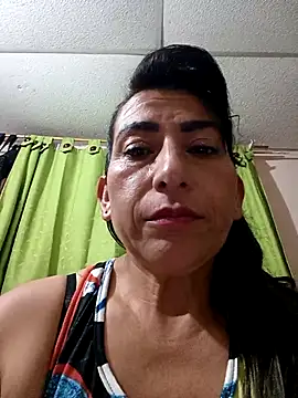 Snapshot of Lucia_Rios chatting on 04-30-26, 11:42 Lucia Rios online show from 04-30-26, 11:42