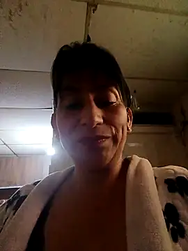 Snapshot of Lucia_Rios chatting on 05-02-26, 11:32 Lucia Rios online show from 05-02-26, 11:32