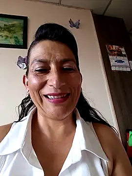 Snapshot of Lucia_Rios chatting on 05-04-26, 09:22 Lucia Rios online show from 05-04-26, 09:22