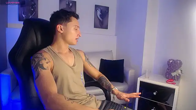 DIEGO JONES online show from 03-26-26, 01:06