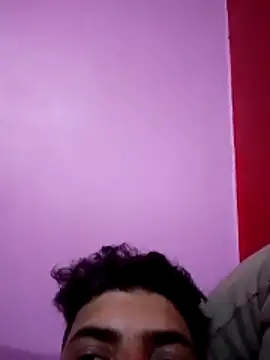 Snapshot of sexydz213 chatting on 03-05-26, 09:33 sexydz213 online show from 03-05-26, 09:33