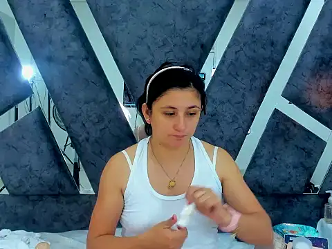 Matildeausten online show from 03-14-26, 01:16