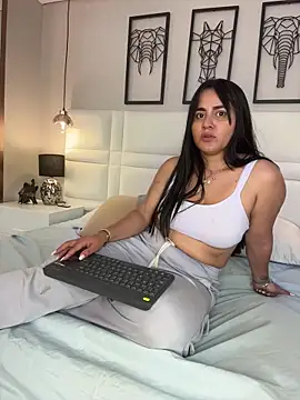 alejandra  garcia online show from 03-29-26, 02:33