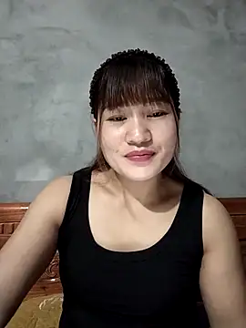 Lilinn  online show from 04-25-26, 04:48