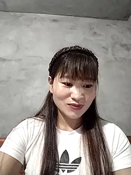 Lilinn  online show from 04-28-26, 12:53