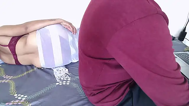 Miss Sanika online show from 04-27-26, 06:44