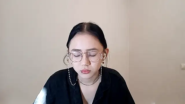 SolvedGlobe online show from 04-25-26, 01:41