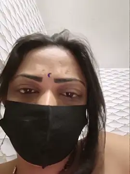 Beauty-3 online show from 05-23-26, 01:44