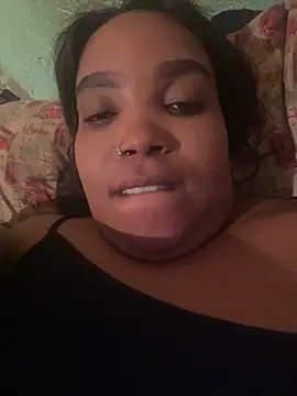 friendlybitch22 online show from 04-28-26, 12:42