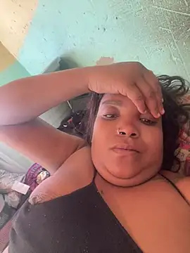 friendlybitch22 online show from 04-28-26, 09:25