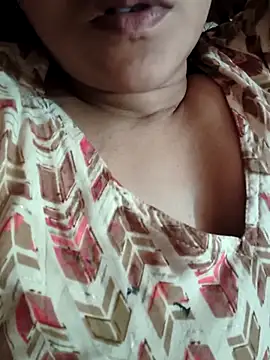 MUSKAN 786786- online show from 03-08-26, 10:08