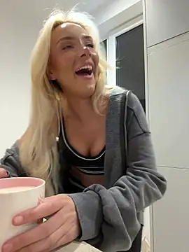 Naughtyblondex online show from 03-26-26, 01:11