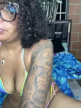 Piel Canella online show from 04-05-26, 01:36