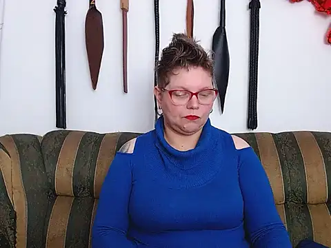 Leah R online show from 03-27-26, 01:44