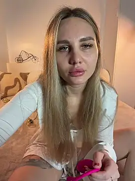 InterGirl online show from 03-13-26, 05:58