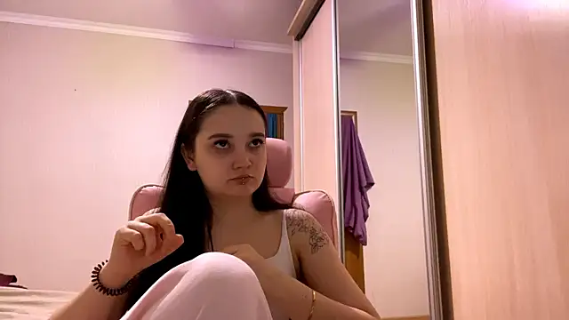 TrulaPhay online show from 03-04-26, 02:12