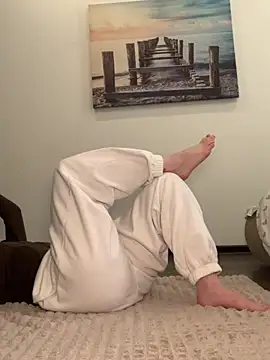 VelvetChloe online show from 04-30-26, 12:22