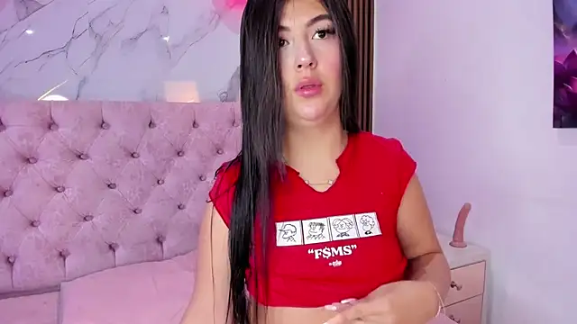 AbrilQuintana  online show from 04-25-26, 11:35