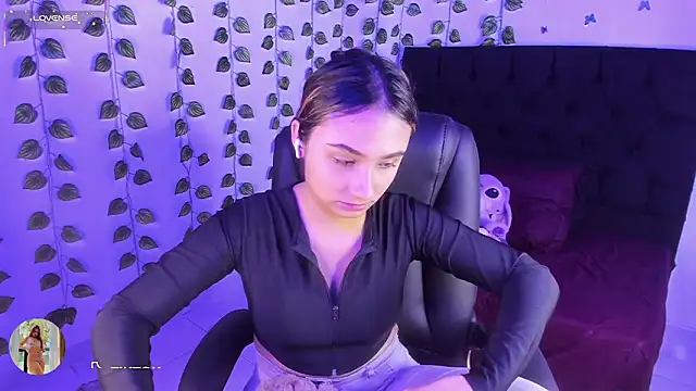 charlotte keyss online show from 03-13-26, 02:23