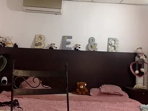 mommy-Milf online show from 03-03-26, 01:56