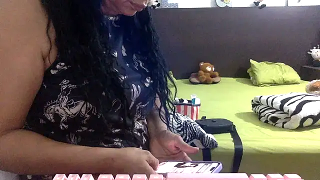 mommy-Milf online show from 04-27-26, 01:36