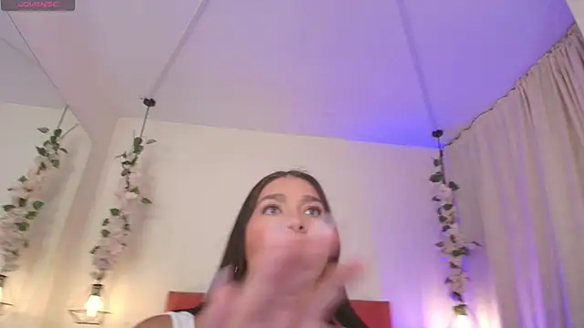 Caandace online show from 03-26-26, 07:19