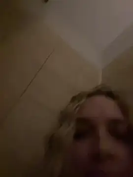 Snapshot of imkhloe chatting on 03-15-26, 11:11 imkhloe online show from 03-15-26, 11:11