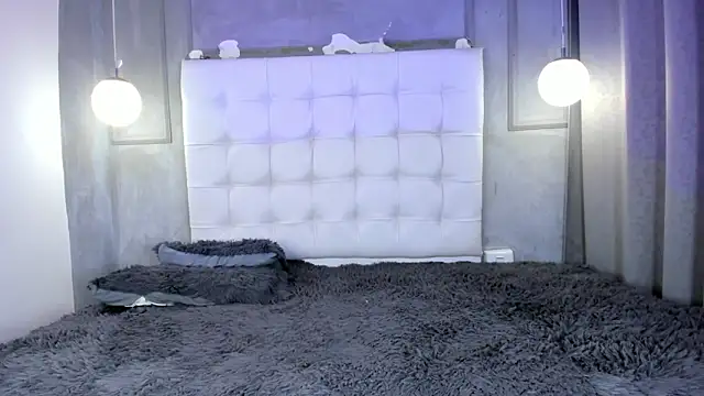 chloe and leider online show from 03-10-26, 06:18