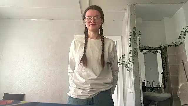 Snapshot of DedraOdneal chatting on 03-04-26, 02:56 DedraOdneal online show from 03-04-26, 02:56