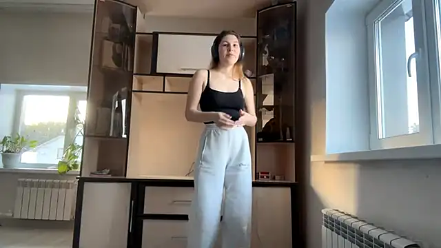 JoanieMochel online show from 03-09-26, 01:37