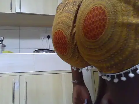 Snapshot of desired_better chatting on 03-06-26, 02:24 desired better online show from 03-06-26, 02:24