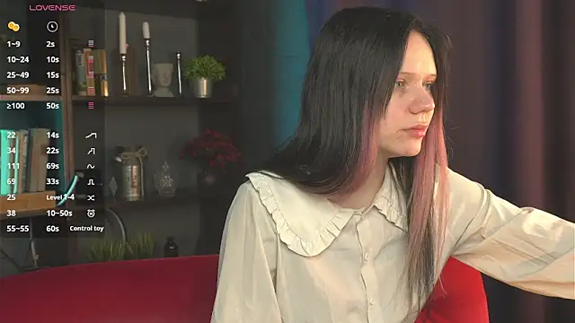 kittenlolla online show from 04-12-26, 01:38