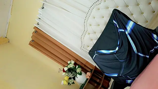 Seductive sophie online show from 05-01-26, 01:32