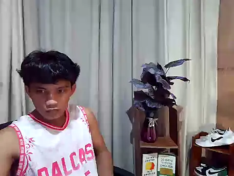 Snapshot of marksurelyhard chatting on 03-05-26, 10:22 marksurelyhard online show from 03-05-26, 10:22