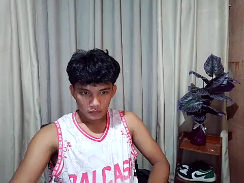 Snapshot of marksurelyhard chatting on 03-12-26, 02:01 marksurelyhard online show from 03-12-26, 02:01