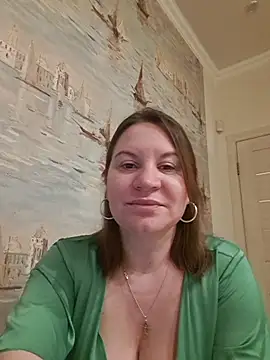 LaraHarper online show from 04-19-26, 08:33