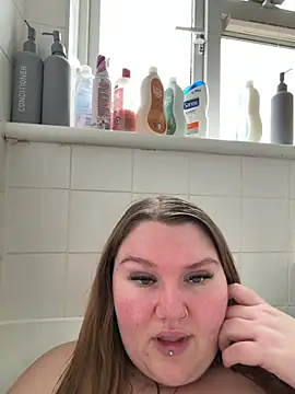 BeeMay22 online show from 03-10-26, 09:36