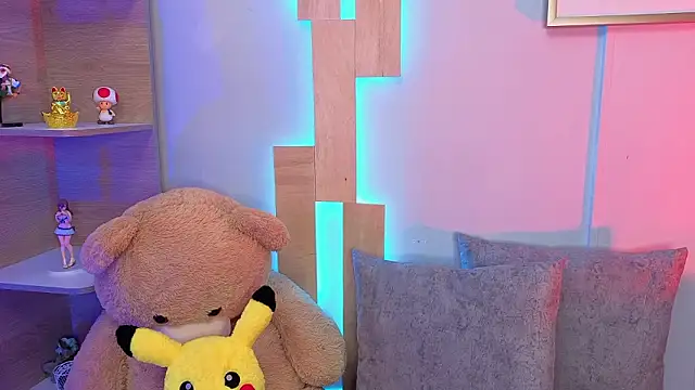 Taylor  0 online show from 03-12-26, 01:06