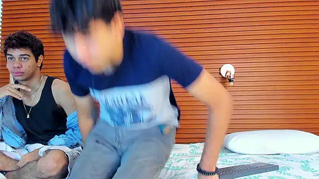 peakk twiinns online show from 03-05-26, 11:17