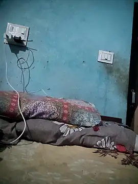 Jessica-ME online show from 03-05-26, 05:14