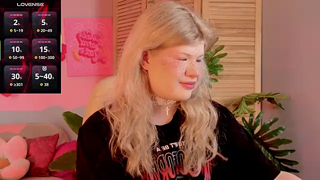 LilithNlsn online show from 06-03-26, 11:02