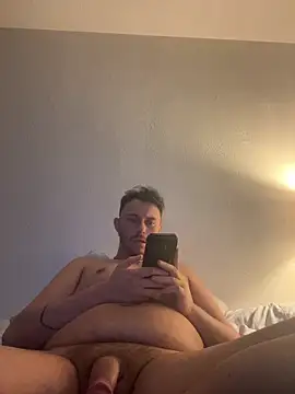 Snapshot of TallHungandCloudy69 chatting on 03-05-26, 01:45 TallHungandCloudy69 online show from 03-05-26, 01:45