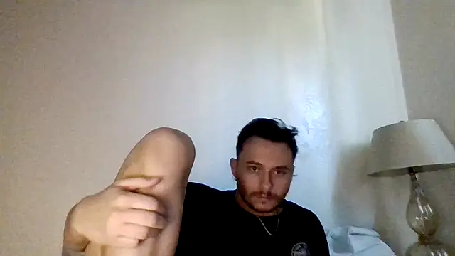 Snapshot of TallHungandCloudy69 chatting on 03-11-26, 07:20 TallHungandCloudy69 online show from 03-11-26, 07:20