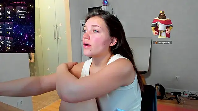 Snapshot of Liana_8 chatting on 03-16-26, 09:57 Liana 8 online show from 03-16-26, 09:57