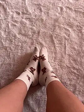 Snapshot of DiabolPink chatting on 03-16-26, 11:03 DiabolPink online show from 03-16-26, 11:03