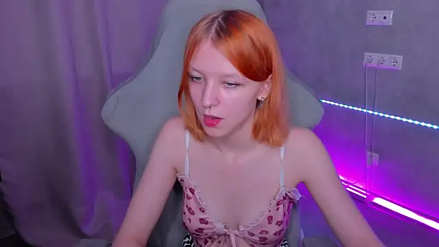 Snapshot of Emma_Dusk chatting on 06-03-26, 09:34 Emma Dusk online show from 06-03-26, 09:34