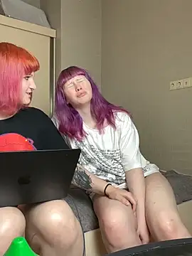 AlexaGudz online show from 04-26-26, 06:49