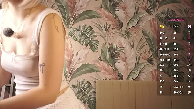 MarjoryHowlingwolf online show from 03-16-26, 04:33